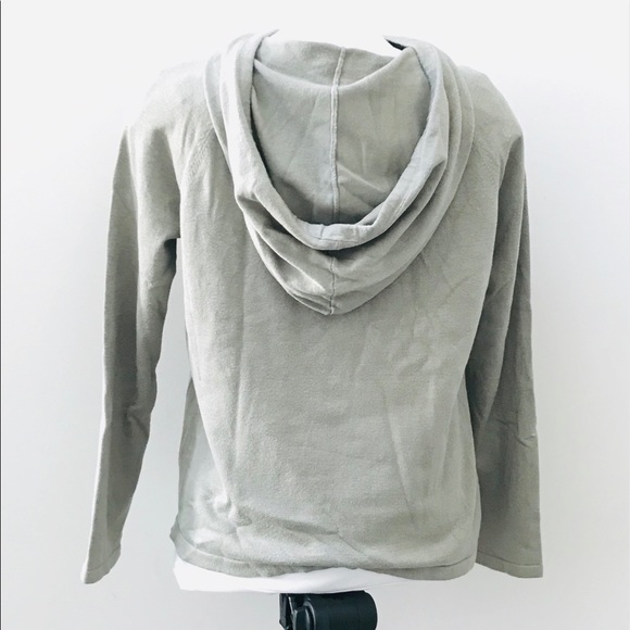 Forever21 long sleeve hoodie sweater - Picture 2 of 3